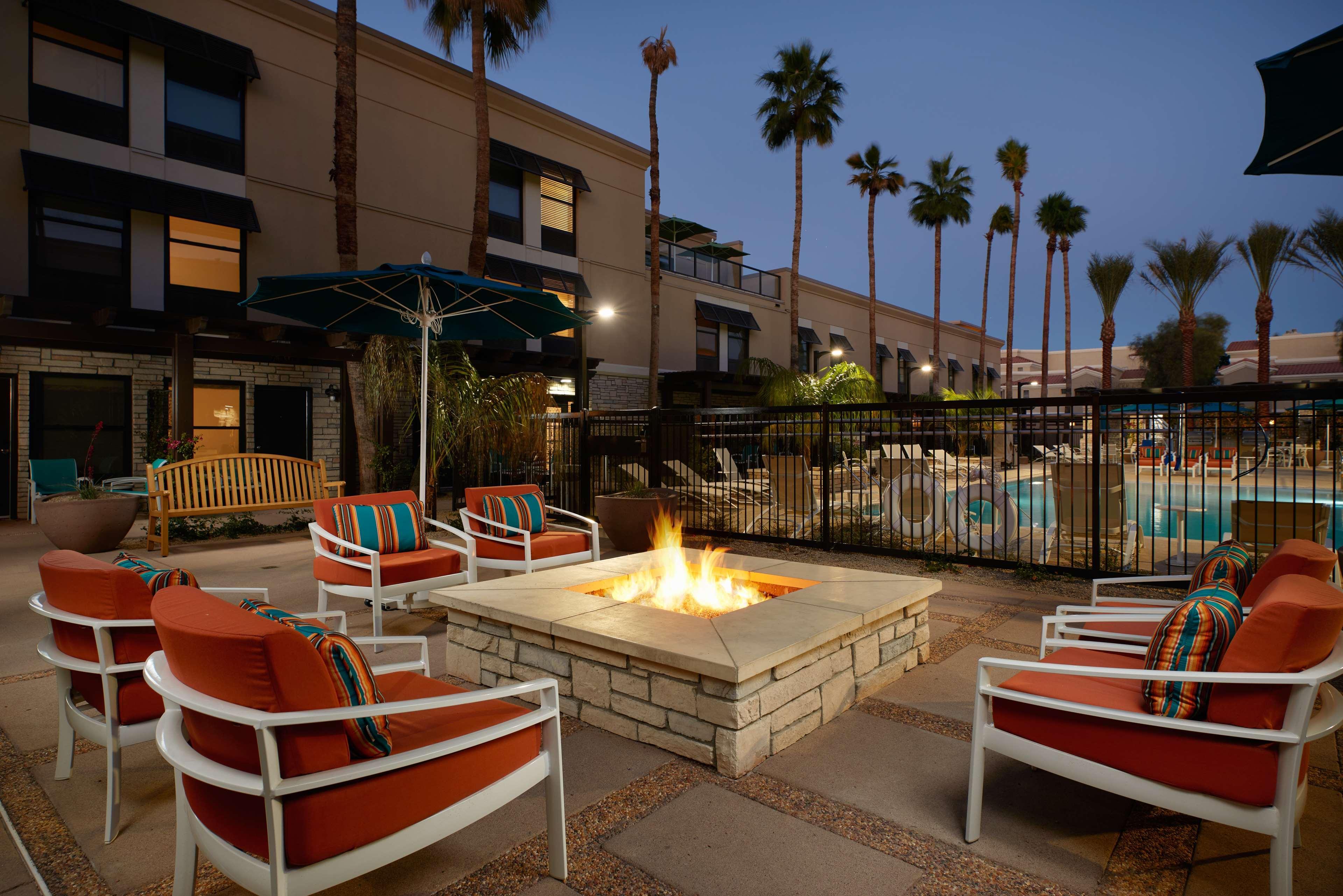 Hampton Inn & Suites Scottsdale On Shea Blvd מראה חיצוני תמונה