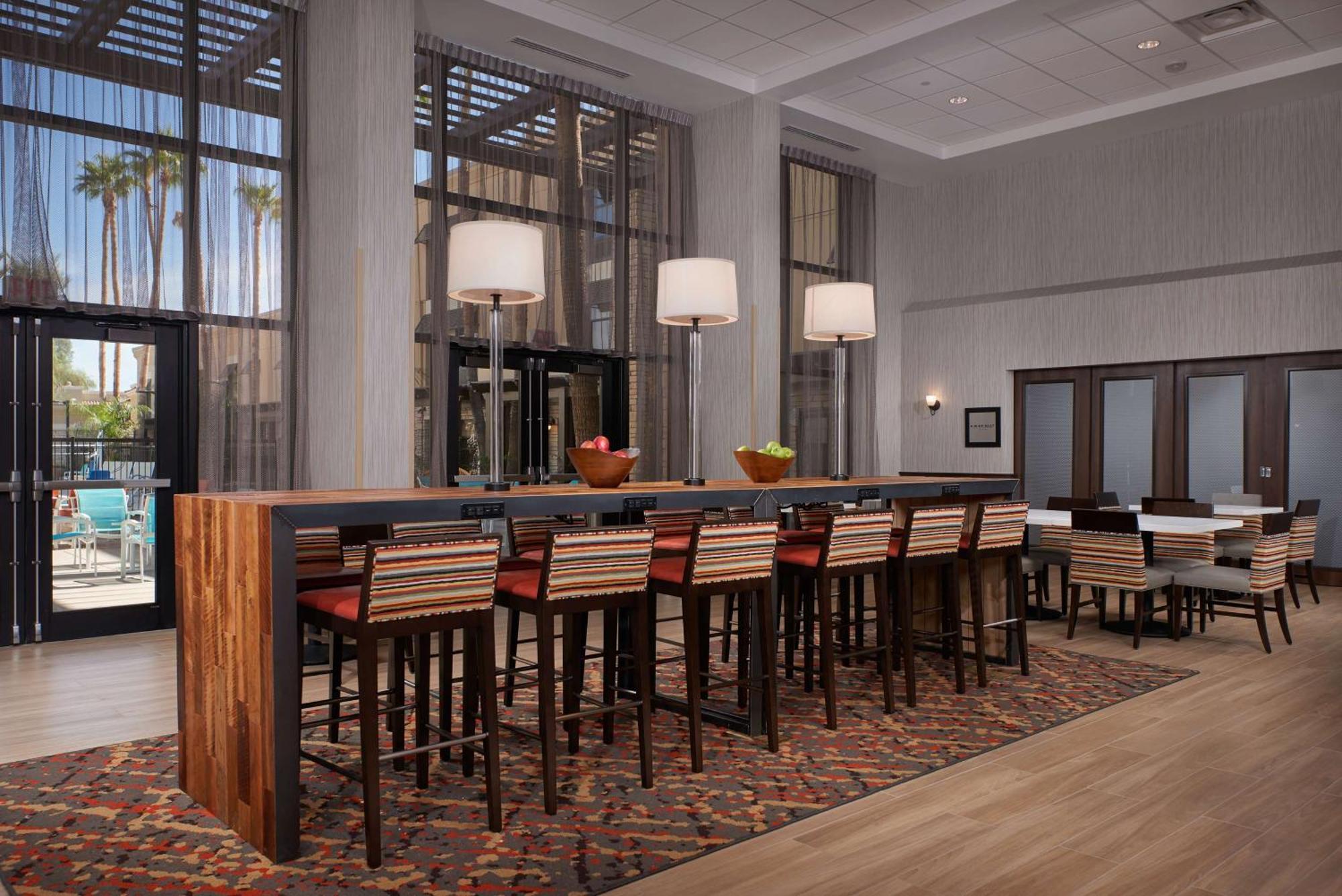 Hampton Inn & Suites Scottsdale On Shea Blvd מראה חיצוני תמונה