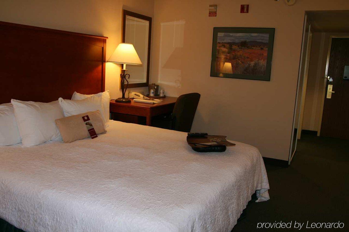 Hampton Inn & Suites Scottsdale On Shea Blvd חדר תמונה